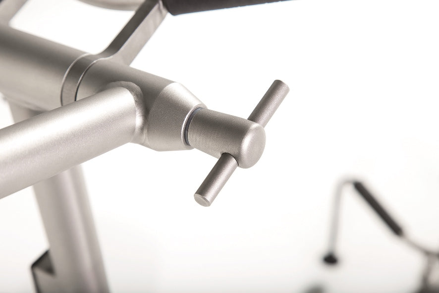 Chariot de golf électrique JuCad Ghost Titan 2.0 - le Titan pliable avec prise en main confortable