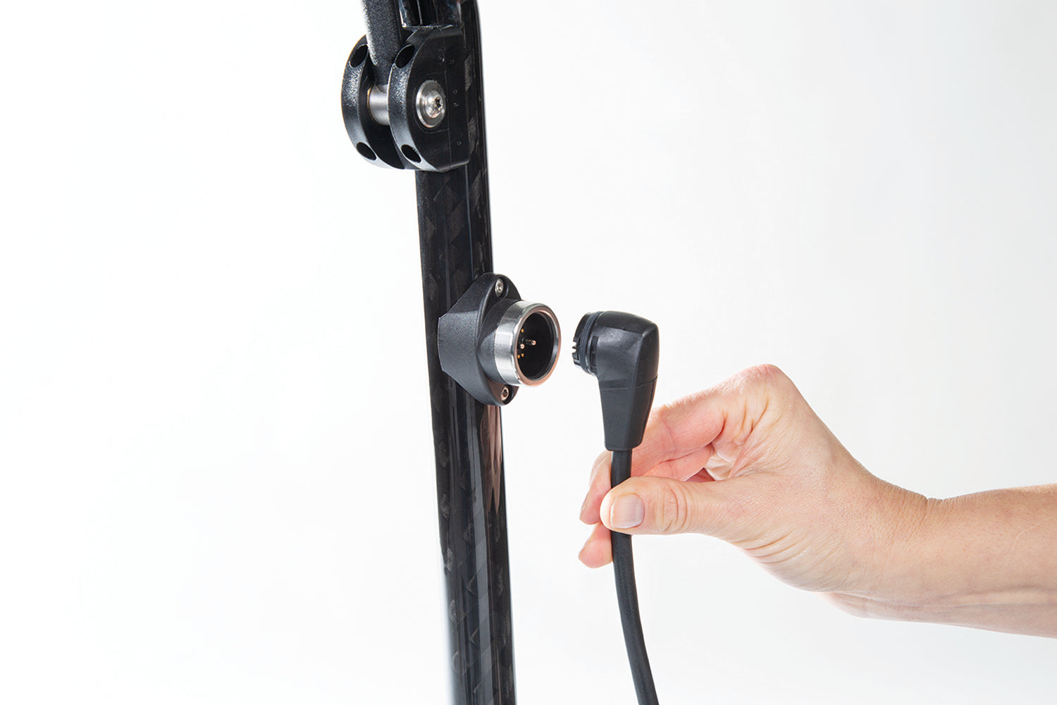 JuCad Carbon Travel Nevo SV 3.0 - Elektrotrolley