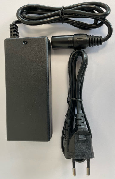 Leisure and Sports charger 25 volt XLR 3 pin